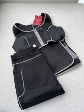 Along Fit Sauna Suit Set Black XL New With Tags Workout Set